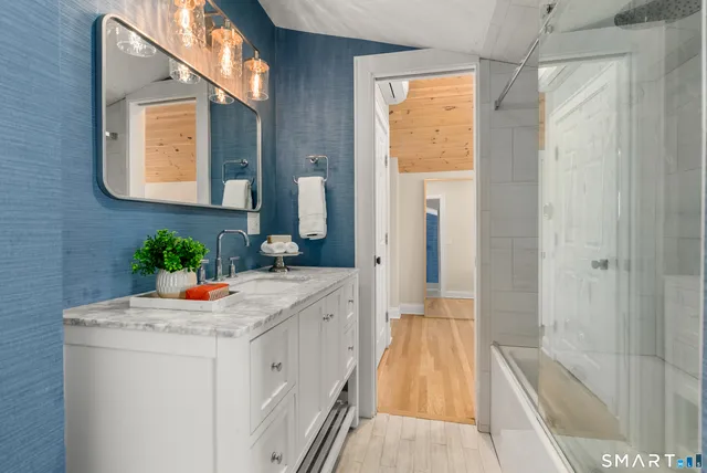 $1,175,000 | 98 Cambridge Street, Fairfield, CT 06824