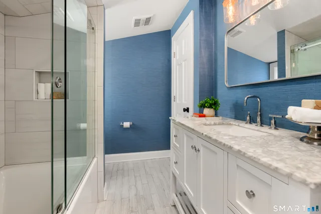 $1,175,000 | 98 Cambridge Street, Fairfield, CT 06824