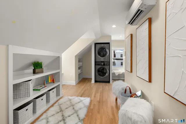 $1,175,000 | 98 Cambridge Street, Fairfield, CT 06824