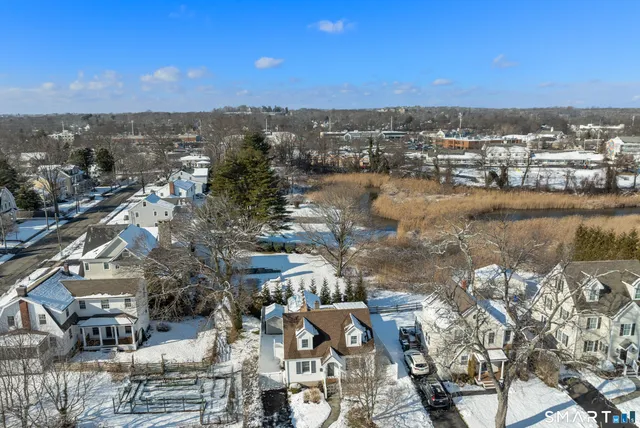 $1,175,000 | 98 Cambridge Street, Fairfield, CT 06824