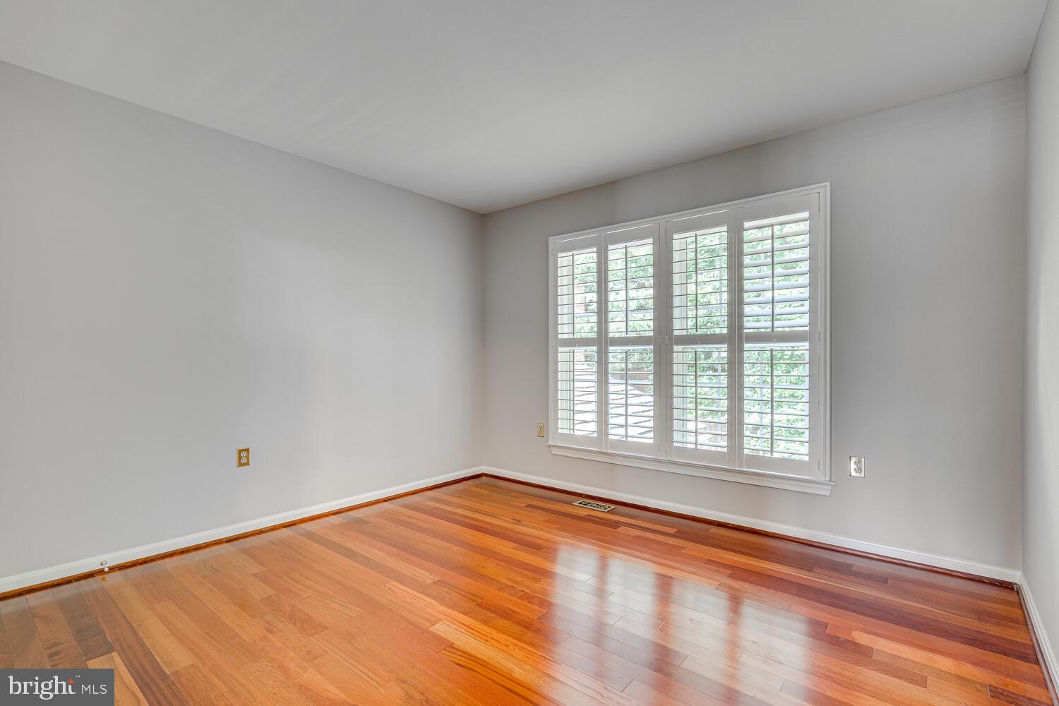 2815 Regina Drive Silver Spring, MD 20906 - Photo 37 of 60 Bedroom 2