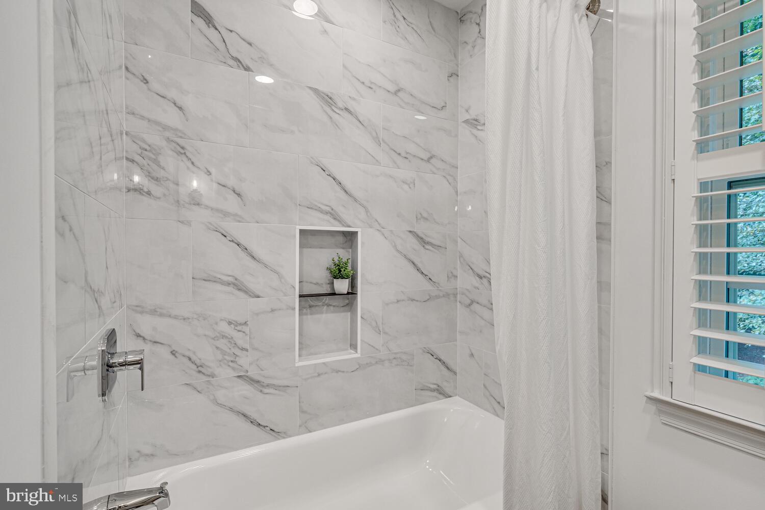 2815 Regina Drive Silver Spring, MD 20906 - Photo 42 of 60 Hall Bathroom