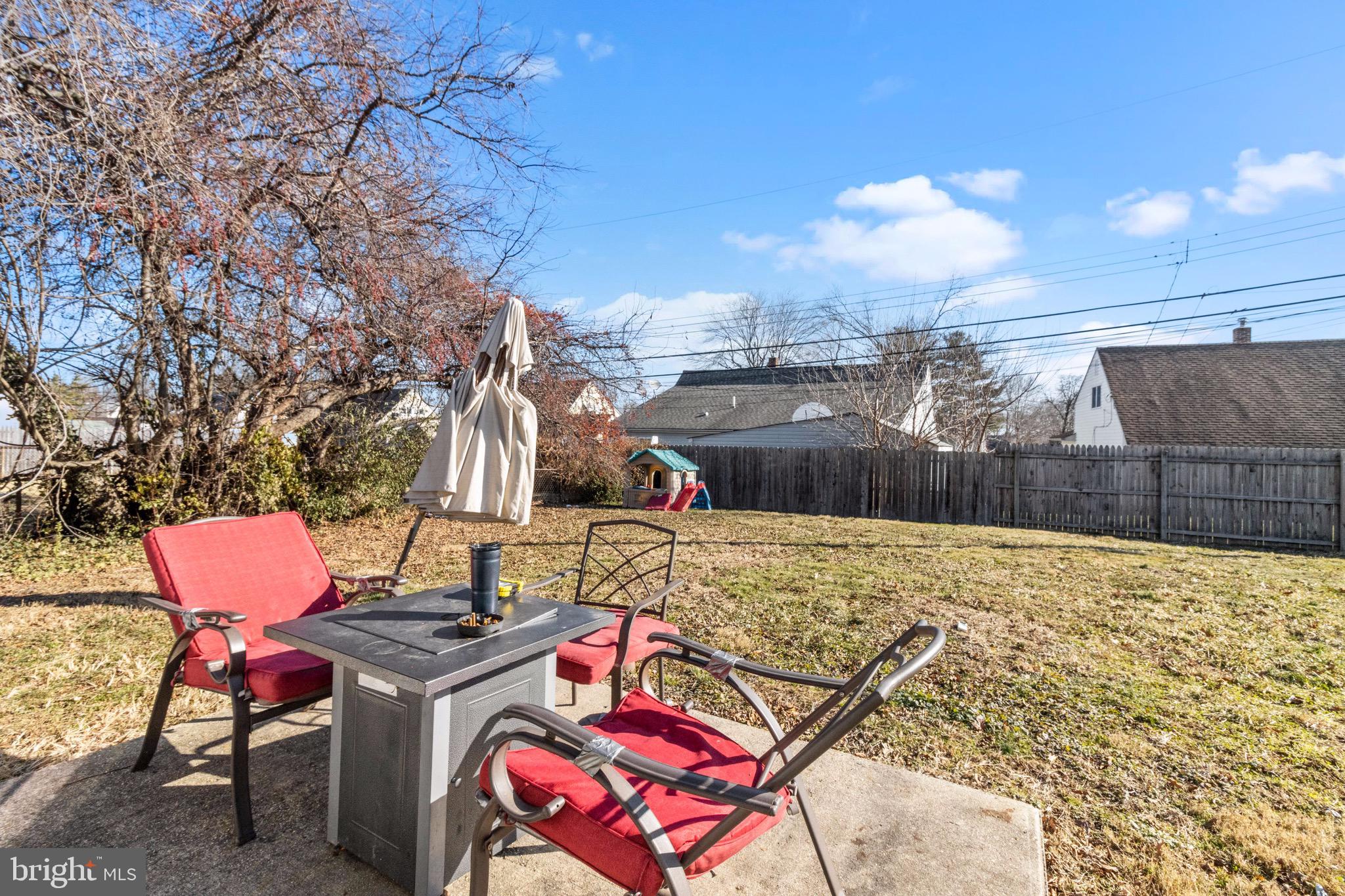 108 Goldengate Road Levittown, PA 19057 - Photo 16 of 20