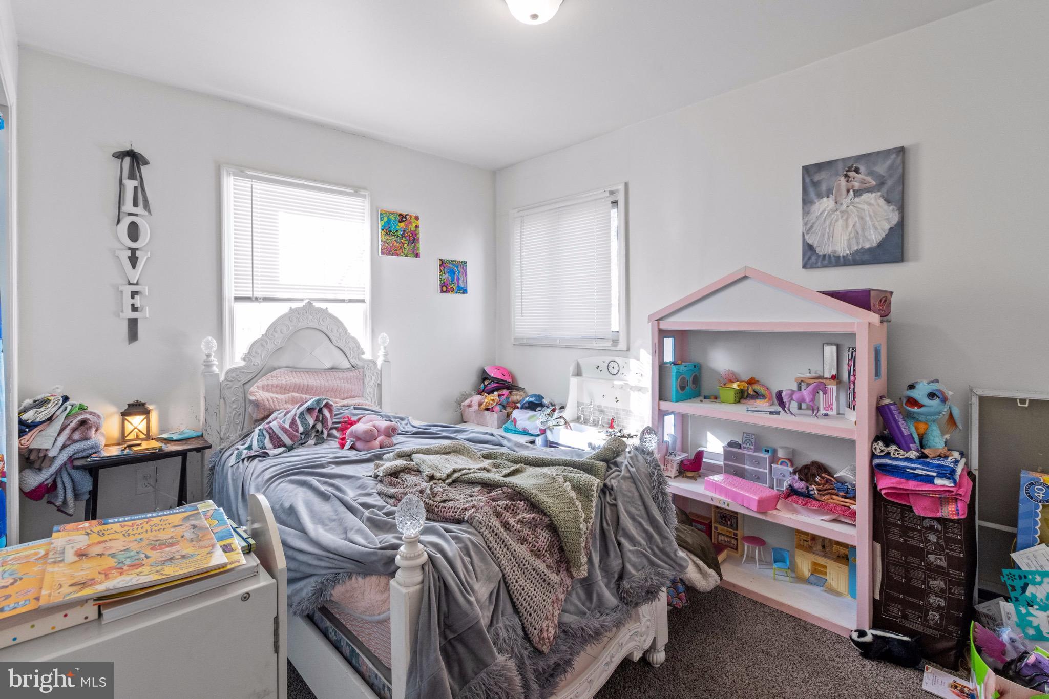 108 Goldengate Road Levittown, PA 19057 - Photo 9 of 20