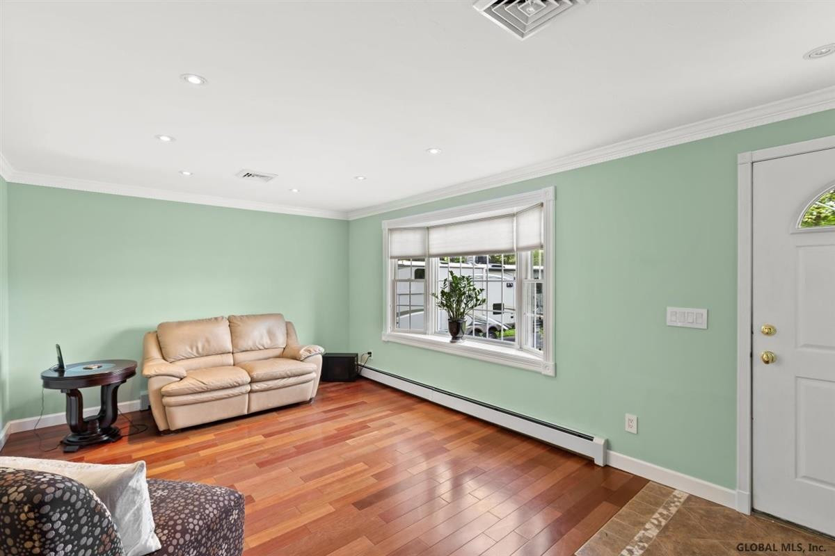 31 Fellows Road Halfmoon, NY 12065 - Photo 11 of 30 Photo 11