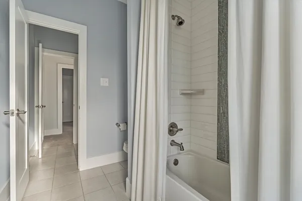 $395,000 | 2113 Solstice Boulevard, Spring, TX 77386