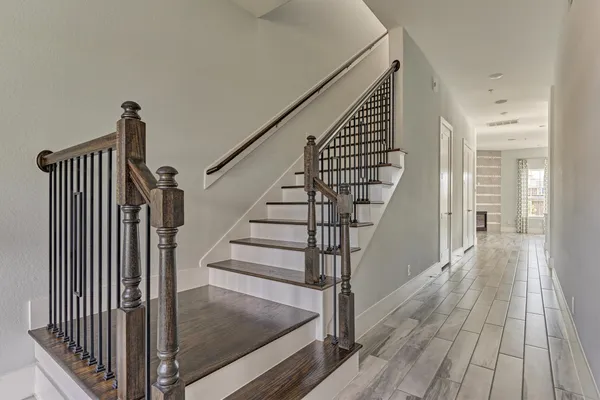 $395,000 | 2113 Solstice Boulevard, Spring, TX 77386