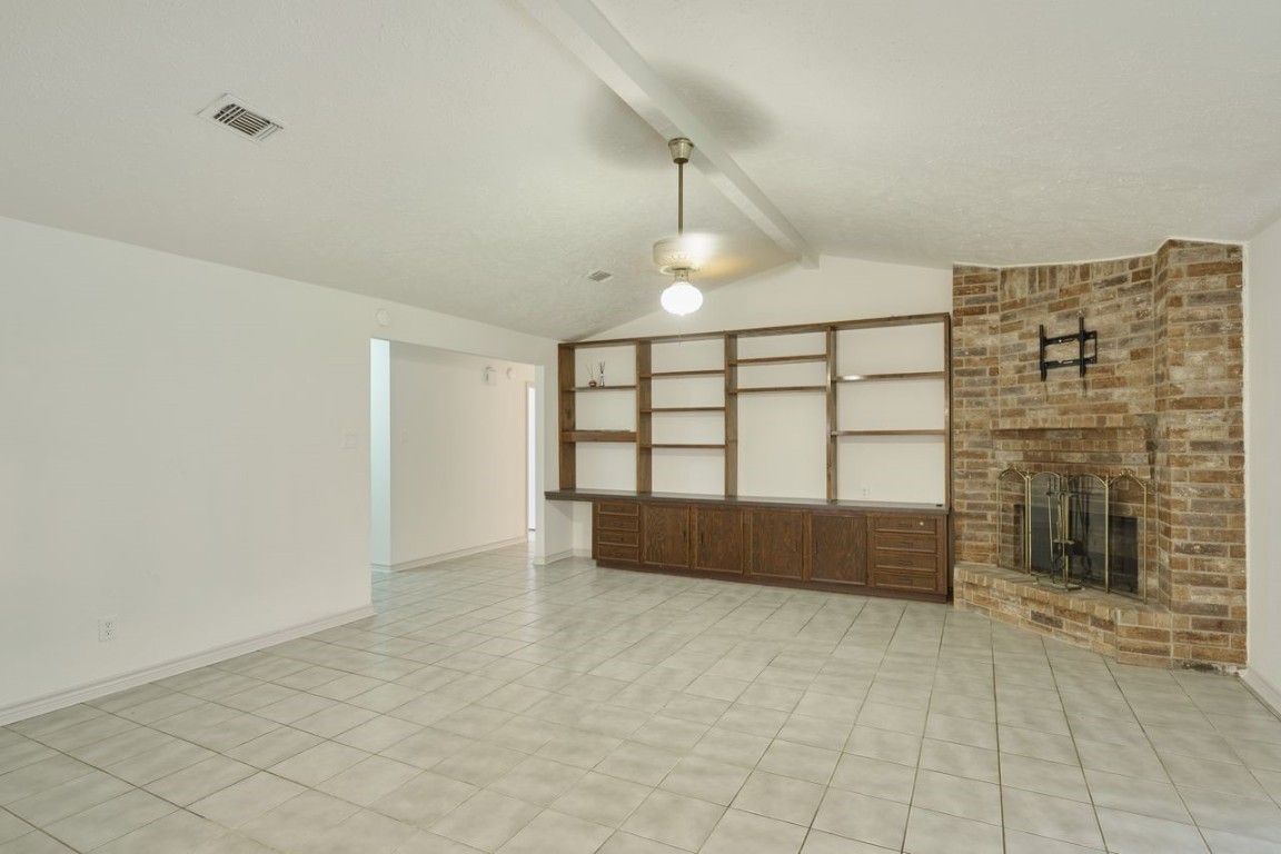 619 Pinewood Drive Conroe, TX 77385 - Photo 11 of 44 a view of workspace