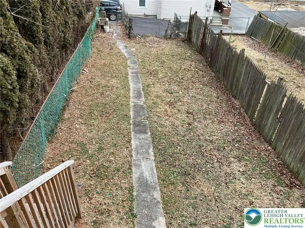 a view of a pathway of a building