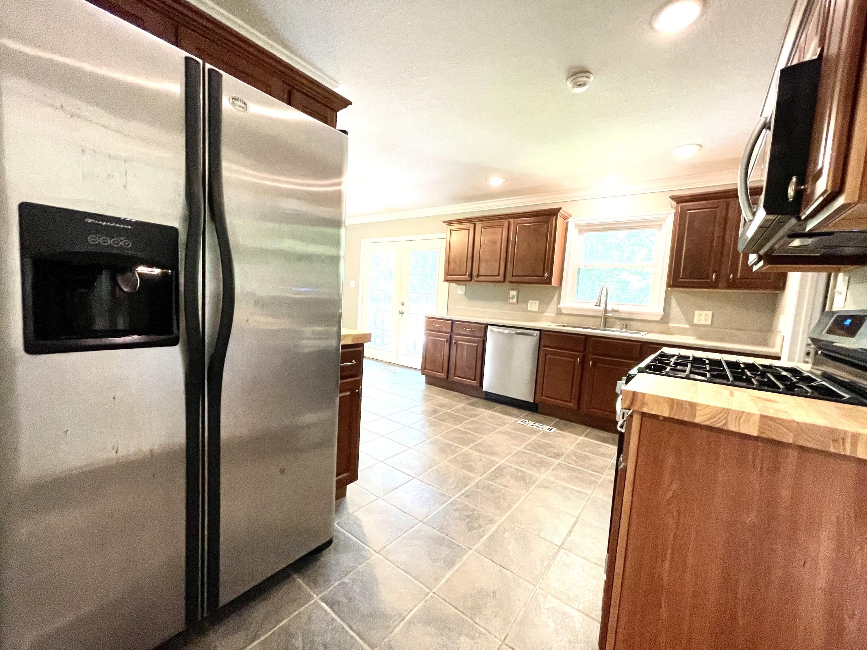 342 Elliott Street Soddy Daisy, TN 37379 - Photo 10 of 27 Kitchen