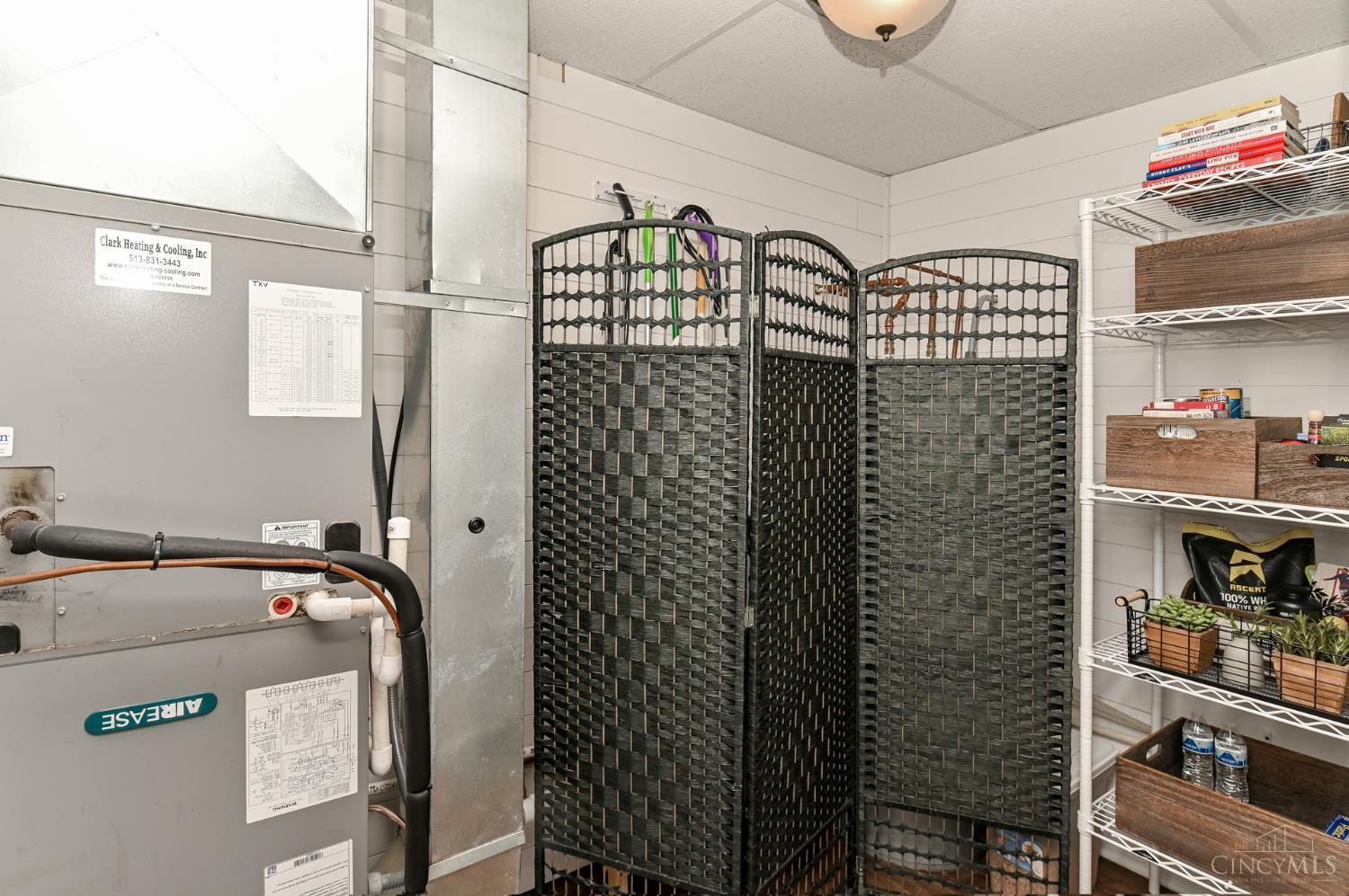 8252 Sibcy Road Maineville, OH 45039 - Photo 20 of 41