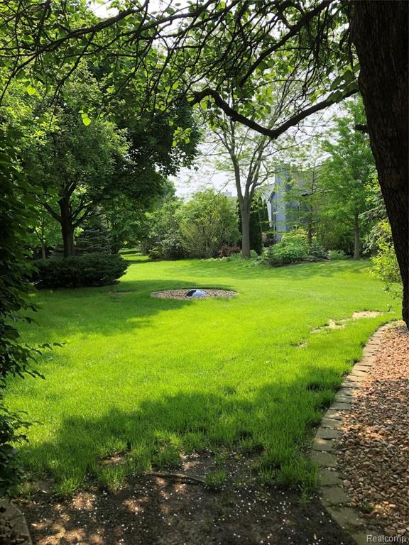 1130 Waycroft Court Rochester, MI 48307 - Photo 49 of 53