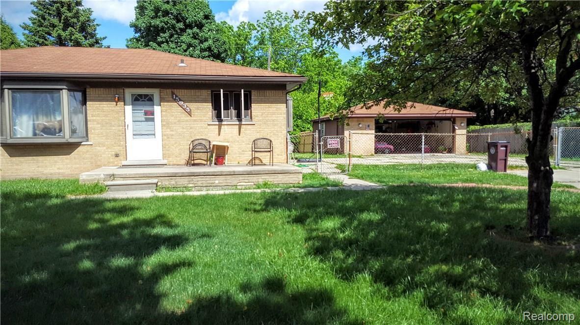 15935 Allen Road Southgate, MI 48195 - Photo 2 of 2 20160607_162421.jpg