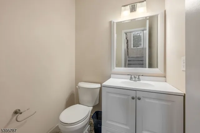 $549,000 | 1146 Stephanie Drive, Unit 1146, North Caldwell, NJ 07006