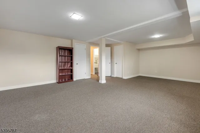 $549,000 | 1146 Stephanie Drive, Unit 1146, North Caldwell, NJ 07006