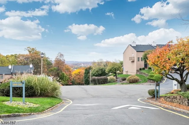 $549,000 | 1146 Stephanie Drive, Unit 1146, North Caldwell, NJ 07006