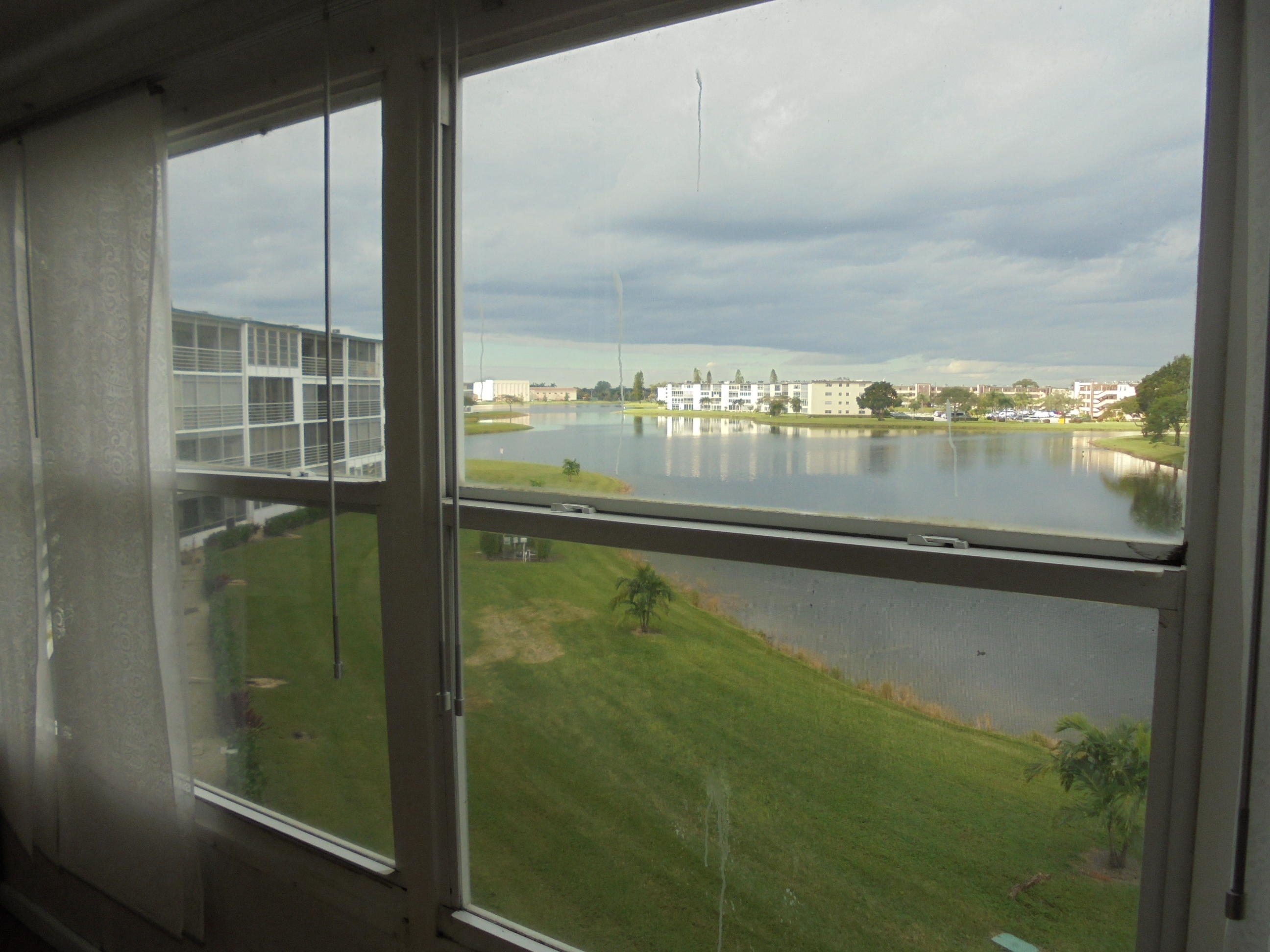 3042 Exeter C Boca Raton, FL 33434 - Photo 21 of 22 DSC07896