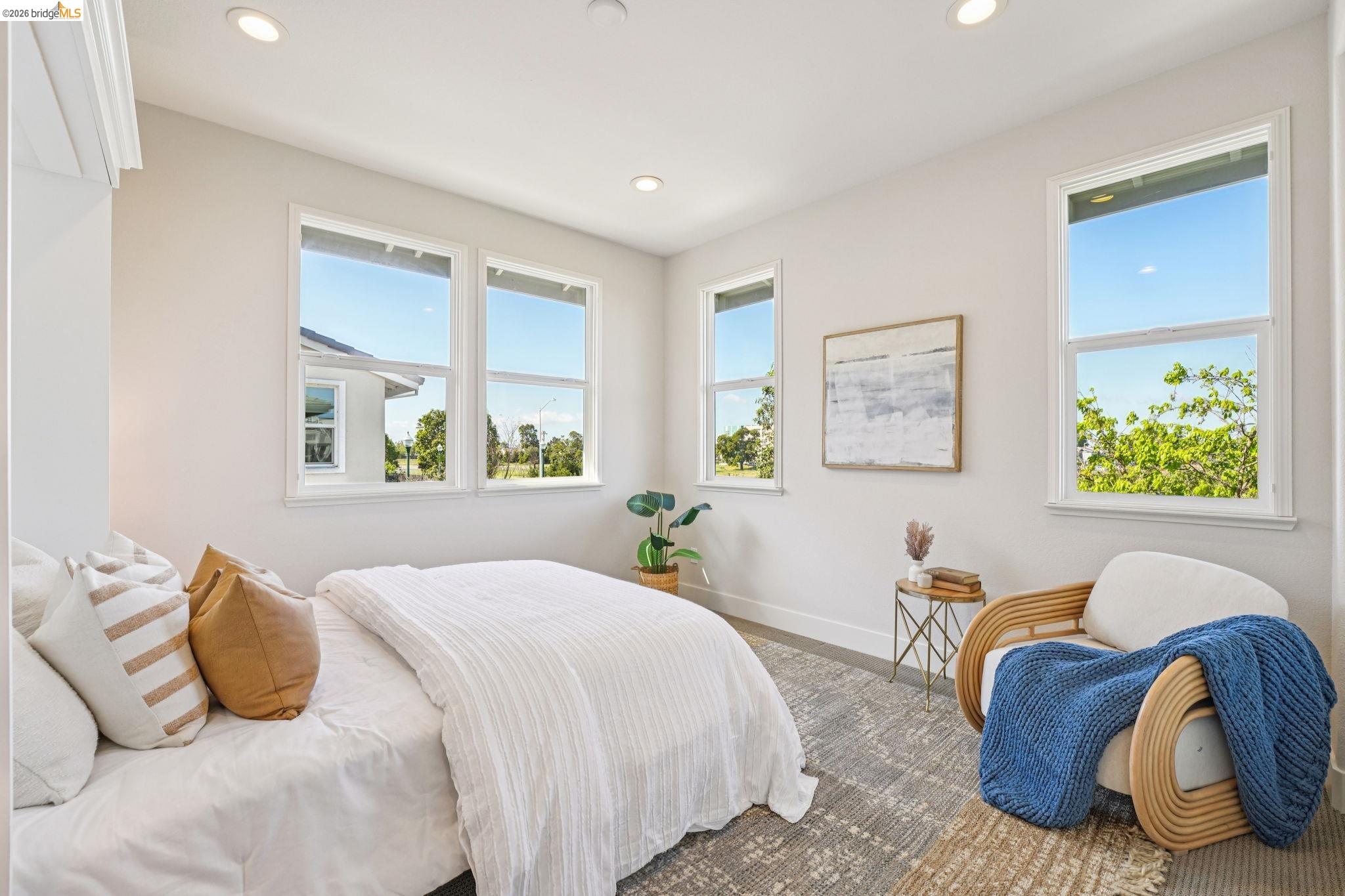 2770 Bette Street Alameda, CA 94501 - Photo 42 of 60 a bedroom with bed and a window