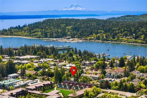 $749,000 | 204 Shepard Way Northwest, Bainbridge Island, WA 98110