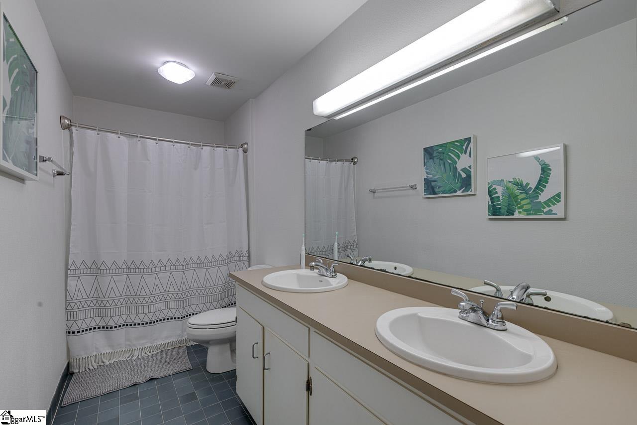 2 Hickory Ridge Greenville, SC 29609 - Photo 22 of 33