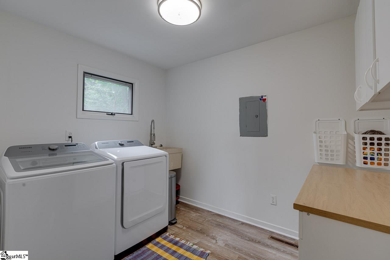 2 Hickory Ridge Greenville, SC 29609 - Photo 23 of 33