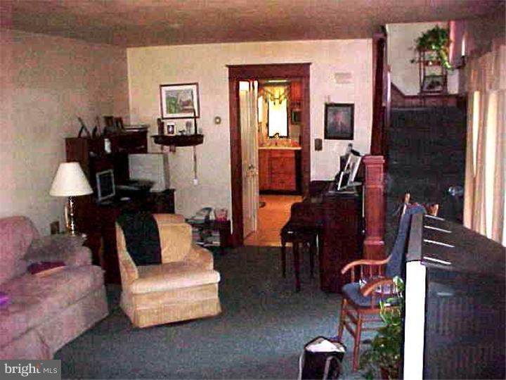 1113 Brooke Boulevard Reading, PA 19607 - Photo 9 of 11 Gallery Image 9