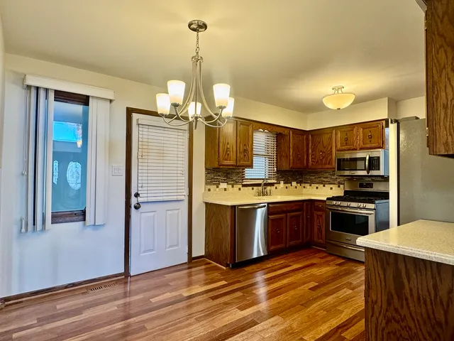 $3,500 | 8548 Bethany Lane, Tinley Park, IL 60487