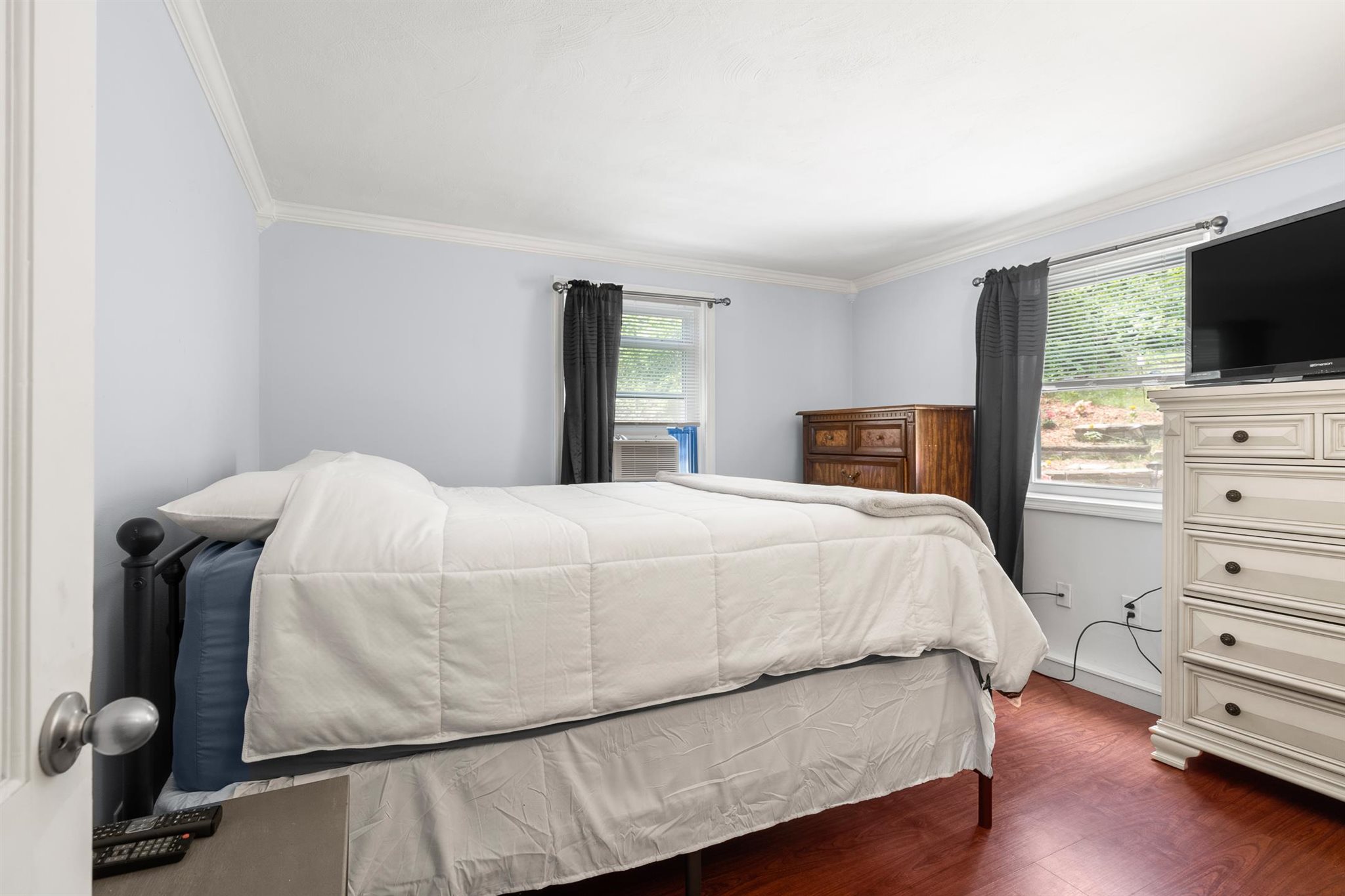 786 Mammoth Road Manchester, NH 03104 - Photo 22 of 26