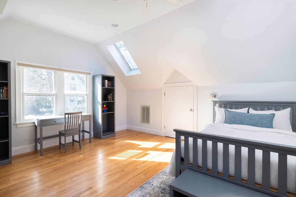 110 Avalon Road Newton, MA 02468 - Photo 14 of 28