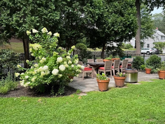 $2,675,000 | 110 Avalon Road, Newton, MA 02468