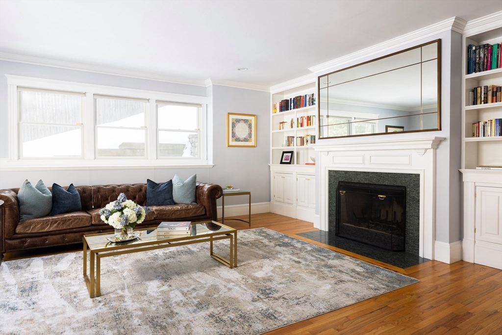 110 Avalon Road Newton, MA 02468 - Photo 3 of 28