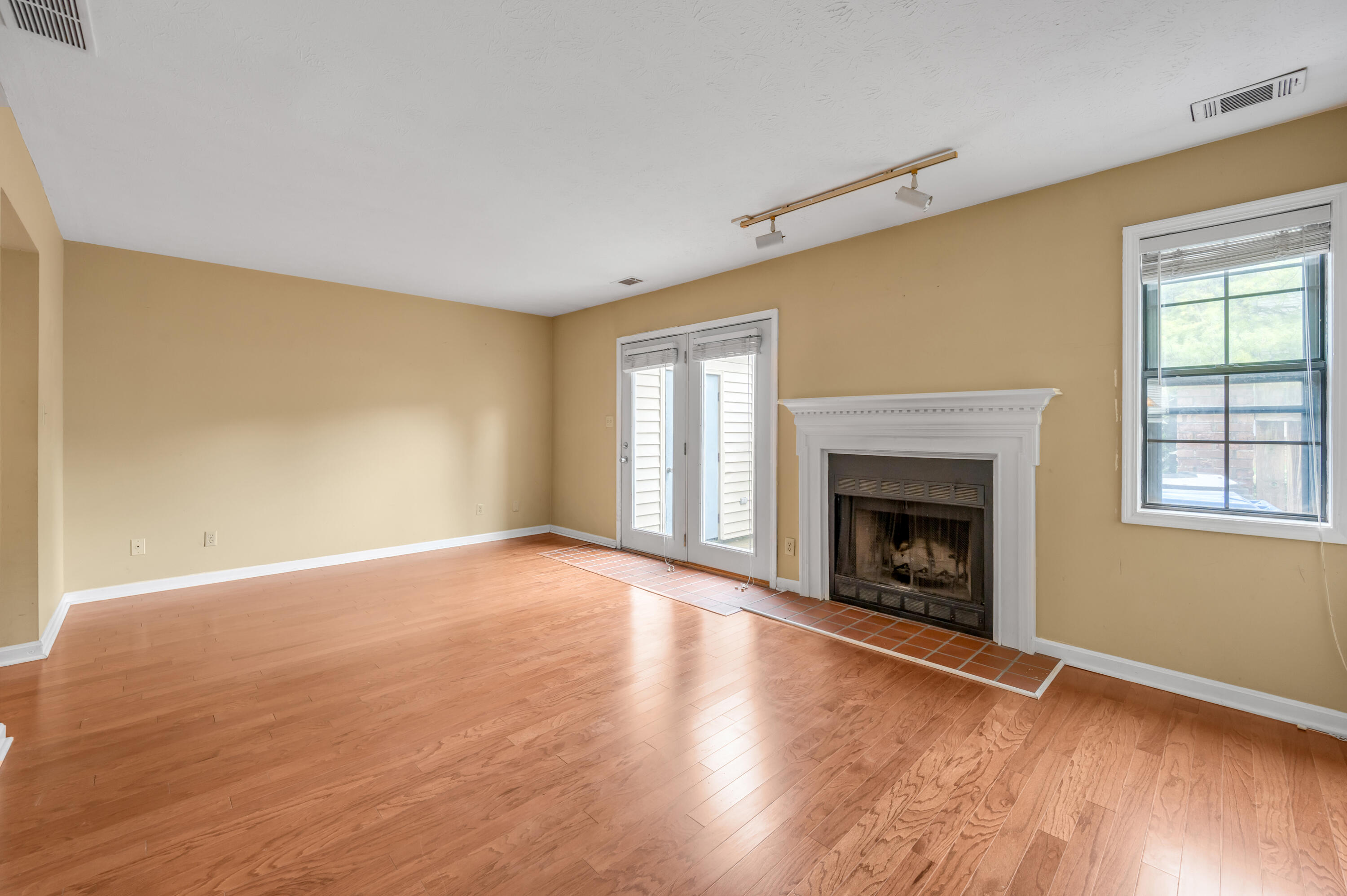 1108 Turkey Foot Road, Unit B Lexington, KY 40502 - Photo 18 of 34 TDB_8874