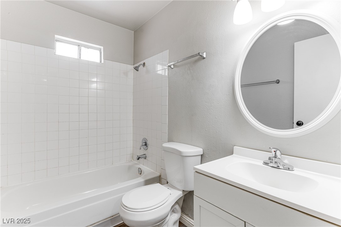 444 North 13th Street, Unit D Las Vegas, NV 89101 - Photo 3 of 17