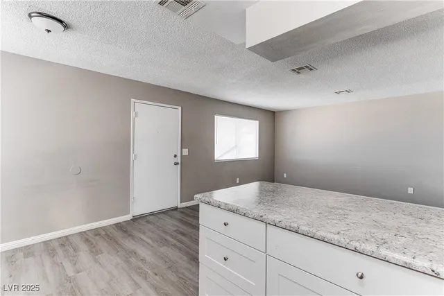 $1,294 | 444 North 13th Street, Unit D, Las Vegas, NV 89101