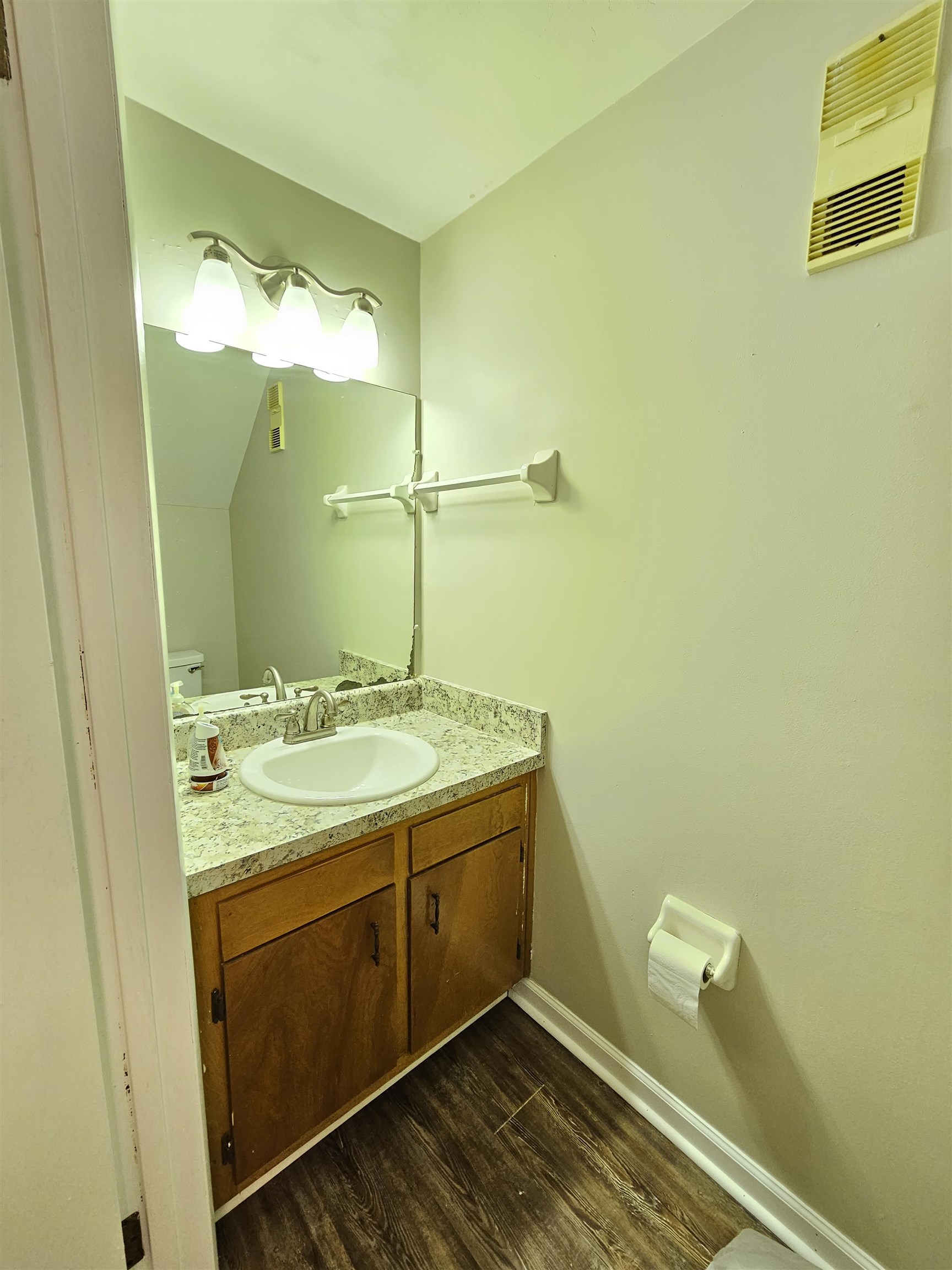 198 Locke Street, Unit C Tallahassee, FL 32303 - Photo 2 of 18