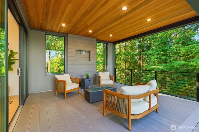 $3,250,000 | 17720 Southeast 63rd Place, Bellevue, WA 98006