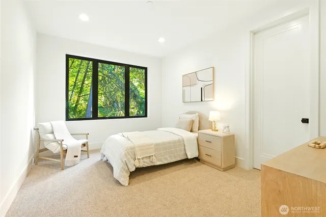 $3,250,000 | 17720 Southeast 63rd Place, Bellevue, WA 98006