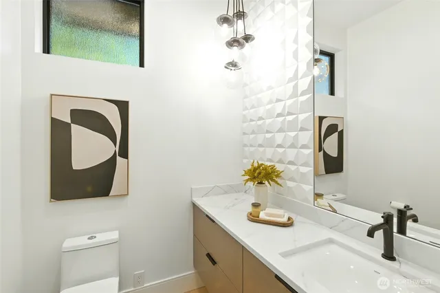 $3,250,000 | 17720 Southeast 63rd Place, Bellevue, WA 98006