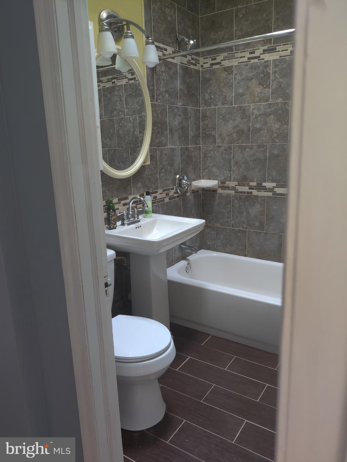 7255 Bradford Road Upper Darby, PA 19082 - Photo 11 of 42 Gallery Image 11