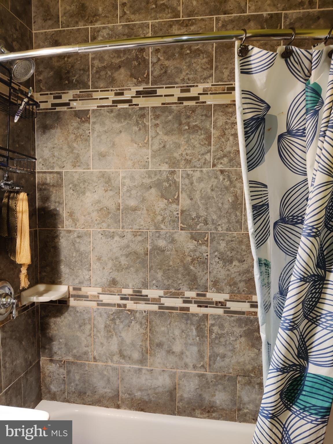 7255 Bradford Road Upper Darby, PA 19082 - Photo 12 of 42 Gallery Image 12