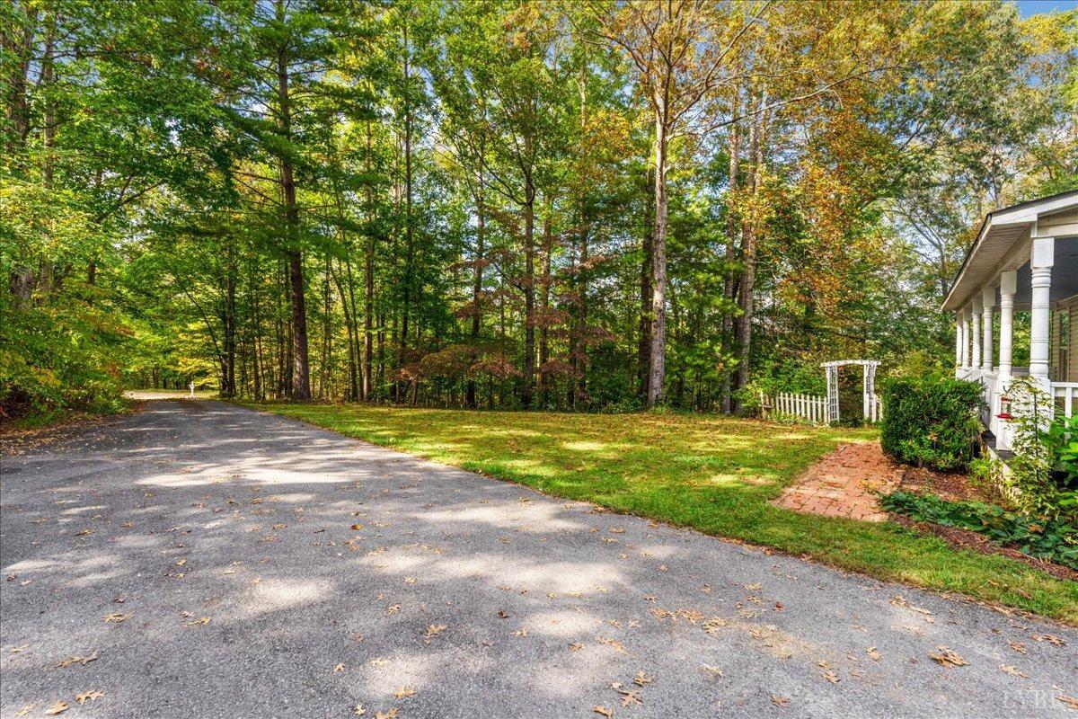 274 Brick Road Amherst, VA 24521 - Photo 48 of 65 Gallery Image 48