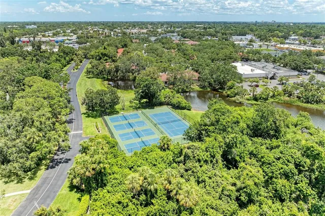 $224,900 | 258 Sherwood Drive, Unit 258, Bradenton, FL 34210