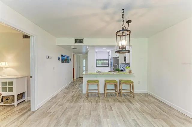 $224,900 | 258 Sherwood Drive, Unit 258, Bradenton, FL 34210