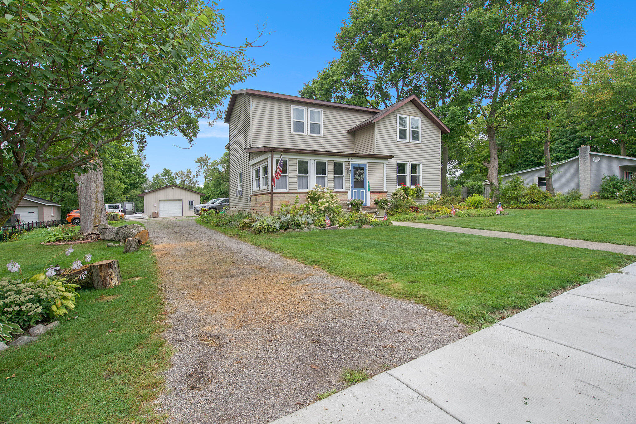 310 Austin Road Napoleon, MI 49261 - Photo 3 of 34 003_dsc01817