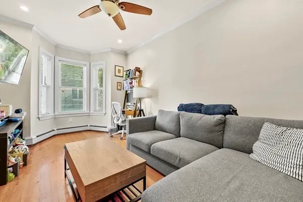 $4,400 | 13 Telegraph Street, Unit 1, Boston, MA 02127