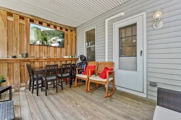 $4,400 | 13 Telegraph Street, Unit 1, Boston, MA 02127