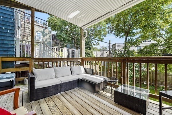 13 Telegraph Street, Unit 1 Boston, MA 02127 - Photo 5 of 28