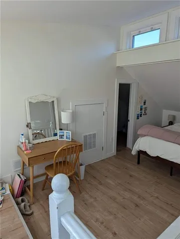 $4,750 | 37 Ann Street, Unit 2, Newport, RI 02840