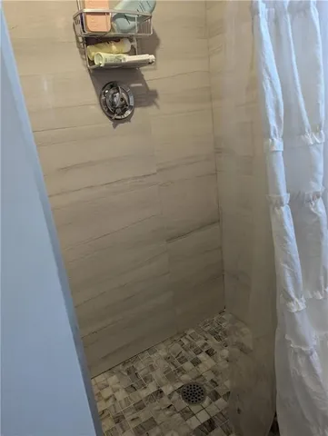 $4,750 | 37 Ann Street, Unit 2, Newport, RI 02840