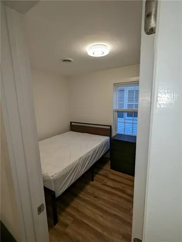 $4,750 | 37 Ann Street, Unit 2, Newport, RI 02840